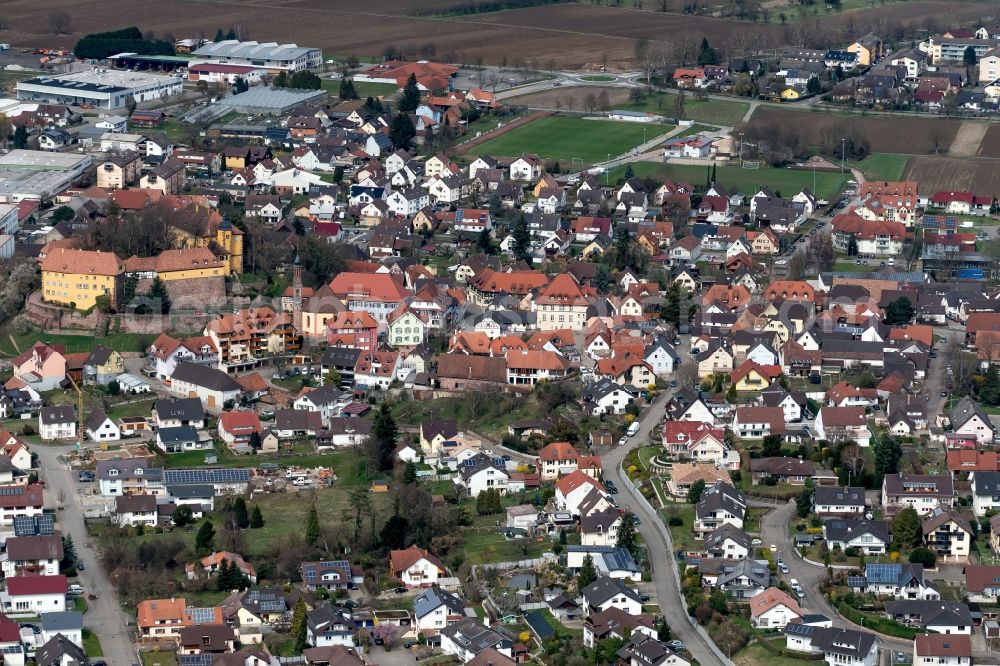 Aerial photograph Mahlberg - Town View of the streets and houses of the residential areas in Mahlberg in the state Baden-Wuerttemberg, Germany