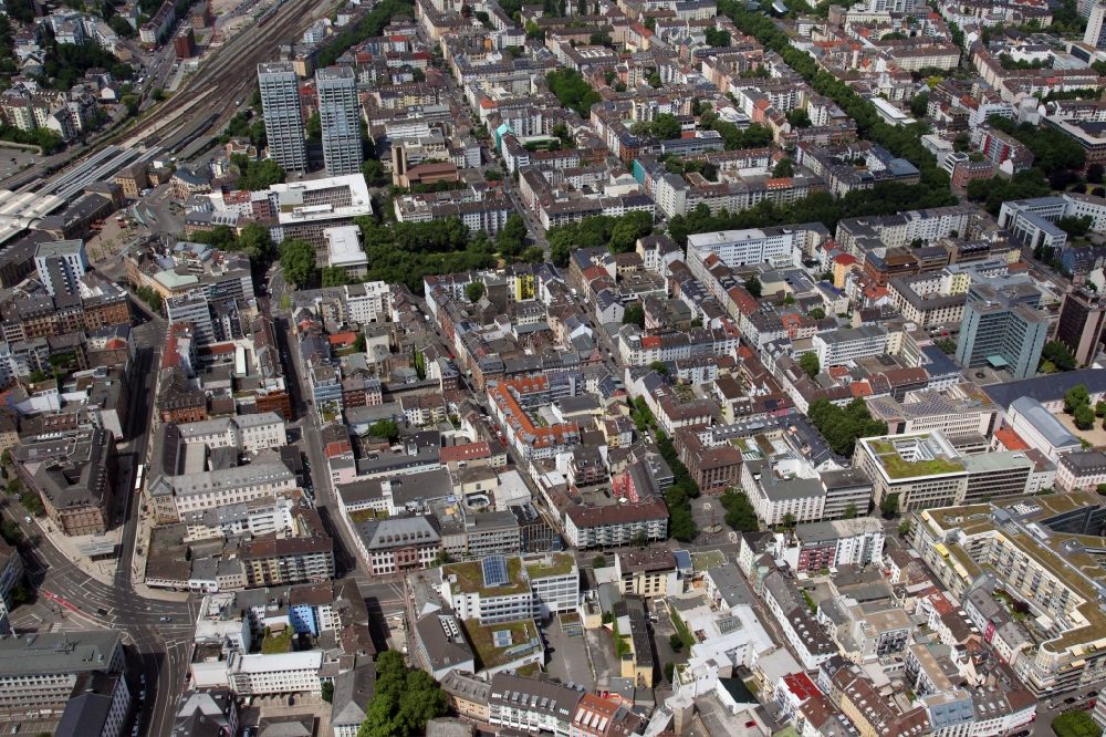 Aerial image Mainz - Local view of Mainz Neustadt with the Kaiserstrasse in Rhineland-Palatinate