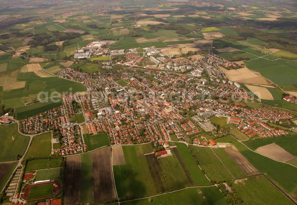Markt Schwaben from the bird's eye view: Town View of the streets and houses of the residential areas in Markt Schwaben in the state Bavaria, Germany