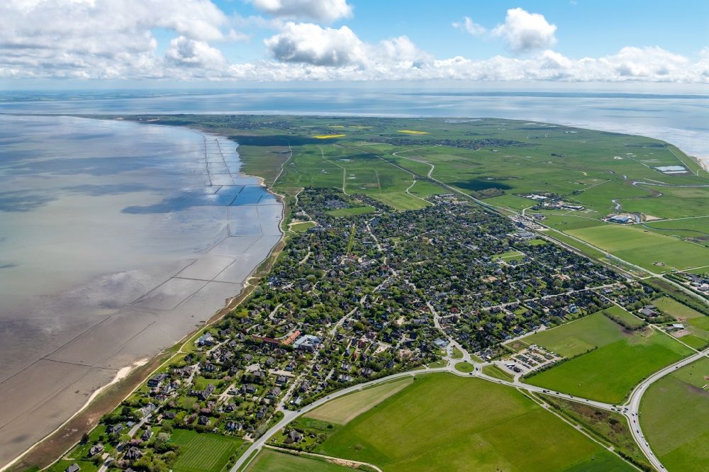 Keitum from the bird's eye view: Townscape on the seacoast in Keitum at the island Sylt in the state Schleswig-Holstein, Germany