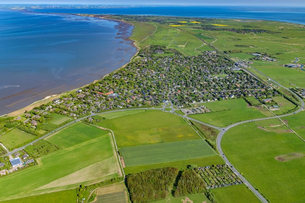 Aerial image Sylt - Townscape on the seacoast in Keitum at the island Sylt in the state Schleswig-Holstein, Germany