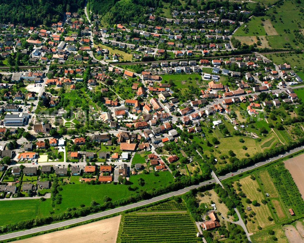 Metteberberg from the bird's eye view: Town View of the streets and houses of the residential areas in Metteberberg in the state Baden-Wuerttemberg, Germany