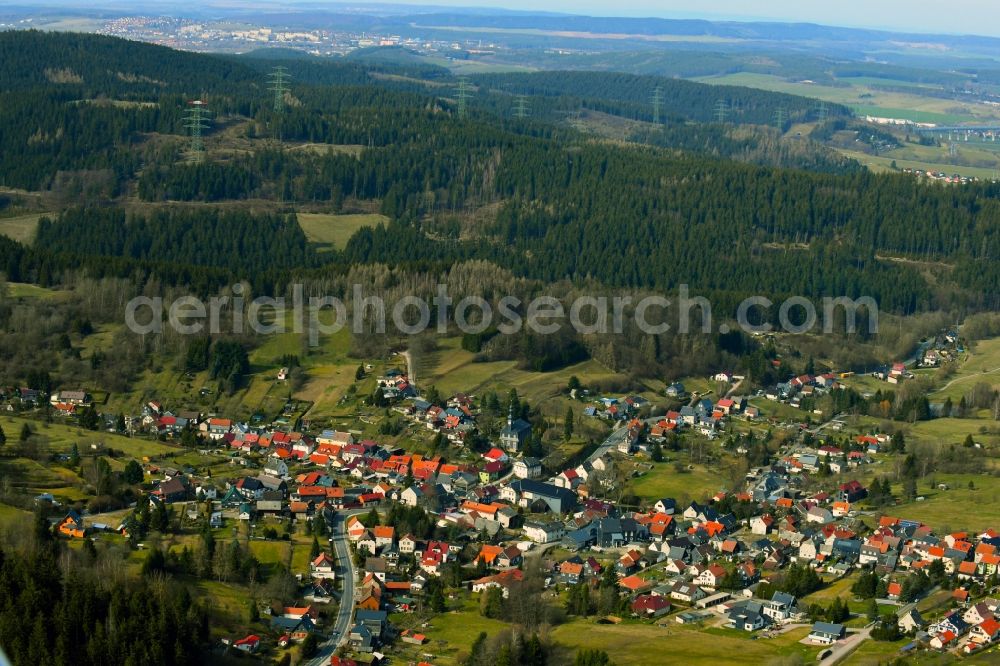 Aerial photograph Möhrenbach - City view of the streets and houses of the residential areas in the landscape surrounded by mountains and forest in Moehrenbach in the state Thuringia, Germany