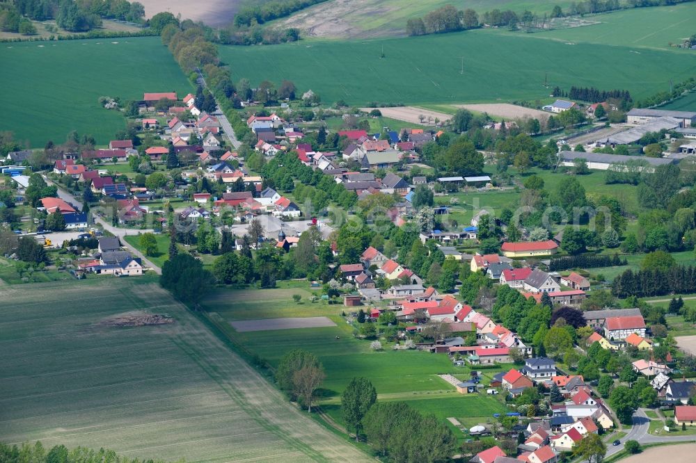 Märkisch Linden from the bird's eye view: Town View of the streets and houses in Maerkisch Linden in the state Brandenburg, Germany