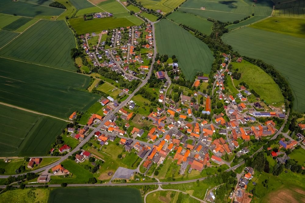 Aerial photograph Waldeck - Town View of the streets and houses in Netze in the state Hesse, Germany