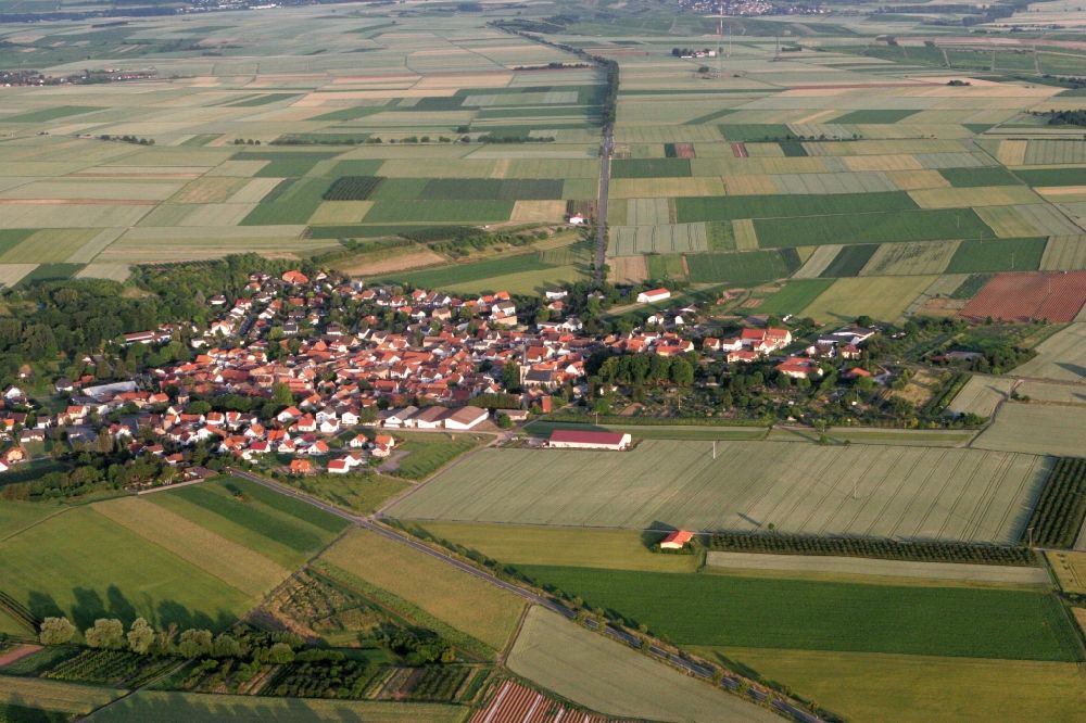 Aerial image Ober-Hildesheim - Local view of Ober- Hilbersheim in the state of Rhineland-Palatinate