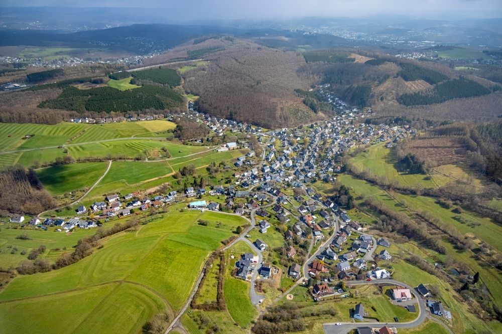 Oberschelden from above - Town View of the streets and houses of the residential areas in Oberschelden in the state North Rhine-Westphalia, Germany