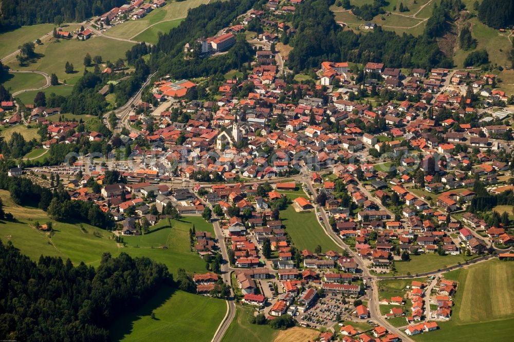 Aerial photograph Oberstaufen - Town View of the streets and houses of the residential areas in Oberstaufen in the state Bavaria