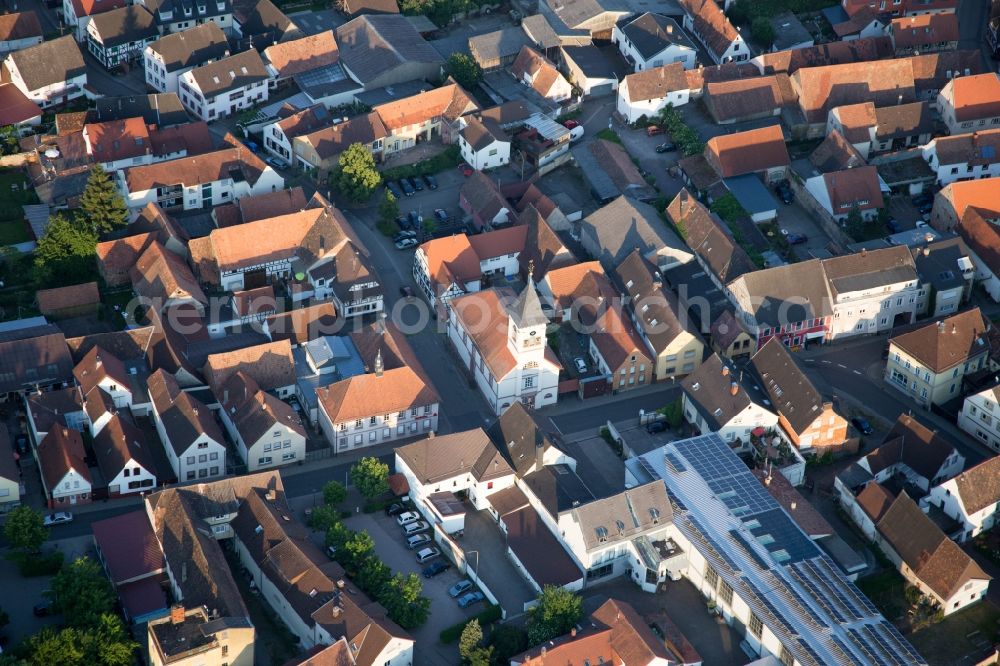 Billigheim-Ingenheim from the bird's eye view: Town View of the streets and houses of the residential areas in the district Ingenheim in Billigheim-Ingenheim in the state Rhineland-Palatinate