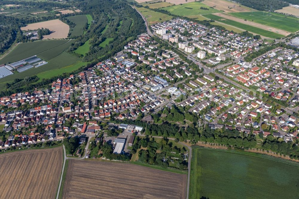 Aerial image Eggenstein-Leopoldshafen - Town View of the streets and houses of the residential areas in the district Leopoldshafen in Eggenstein-Leopoldshafen in the state Baden-Wuerttemberg, Germany