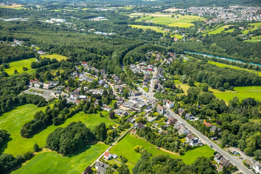 Aerial image Gevelsberg - Town View of the streets and houses of the residential areas in the district Uellendahl in Gevelsberg in the state North Rhine-Westphalia, Germany
