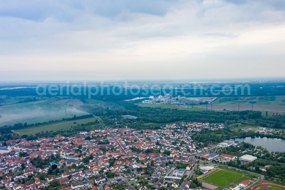 Aerial image Philippsburg - Town View of the streets and houses of the residential areas in Philippsburg in the state Baden-Wuerttemberg, Germany