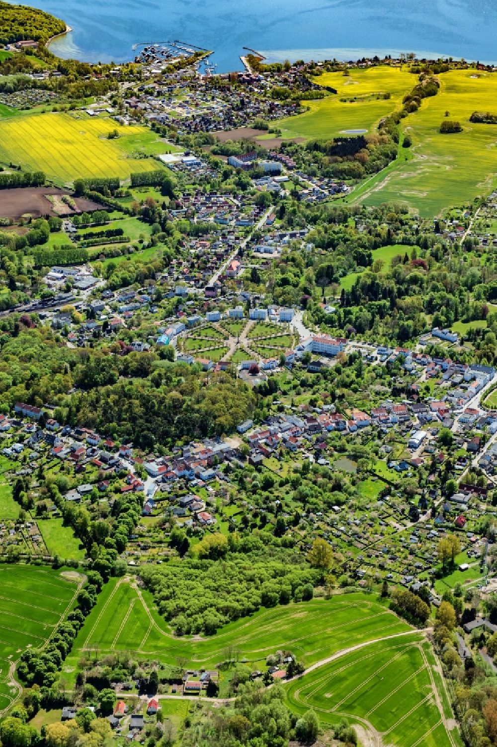 Aerial image Putbus - Town View of the streets and houses of the residential areas in Putbus in the state Mecklenburg - Western Pomerania, Germany