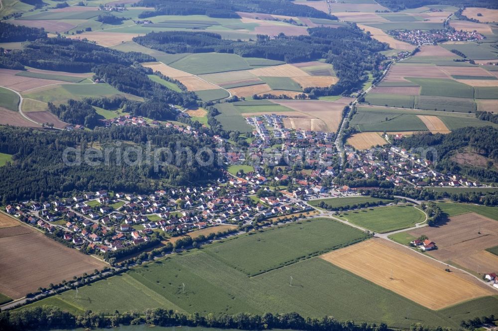 Viecht from the bird's eye view: Local view on the edge of agricultural fields and usable areas and forests in Viecht in the state Bavaria, Germany