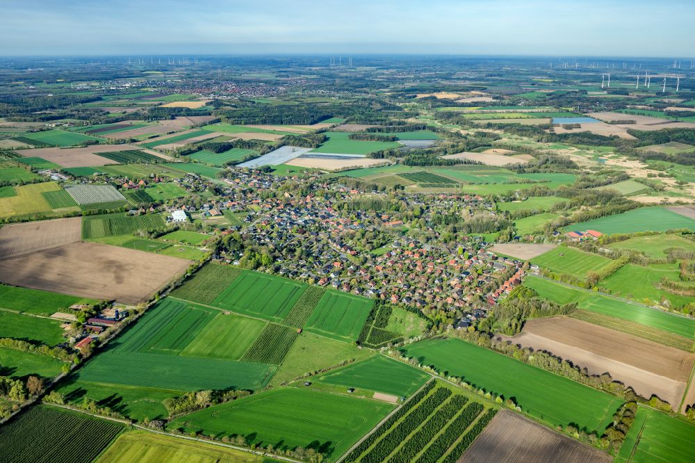 Bliedersdorf from above - Village view on the edge of agricultural fields and land in Bliedersdorf in the state Lower Saxony, Germany