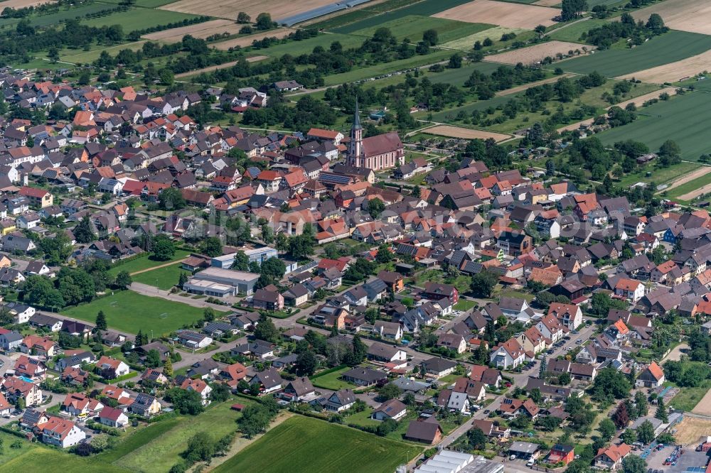 Grafenhausen from the bird's eye view: Village view on the edge of agricultural fields and land in Grafenhausen in the state Baden-Wuerttemberg, Germany