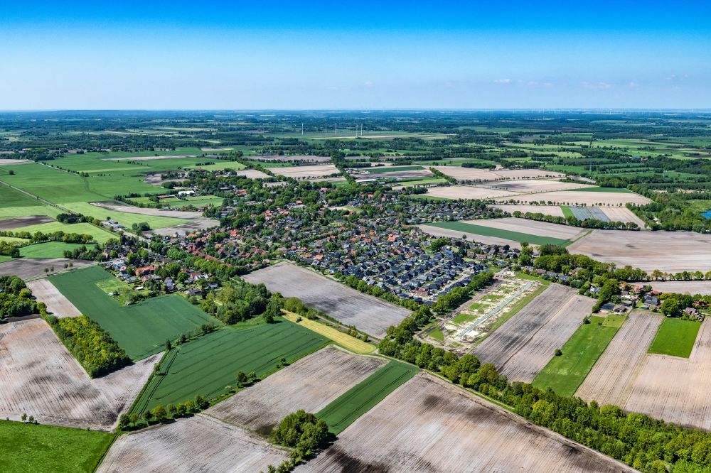 Hammah from the bird's eye view: Village view on the edge of agricultural fields and land in Hammah in the state Lower Saxony, Germany