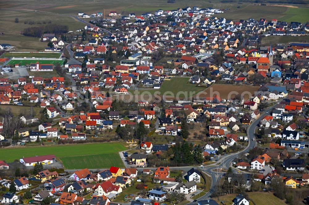 Aerial photograph Mistelgau - Village view on the edge of agricultural fields and land in Mistelgau in the state Bavaria, Germany