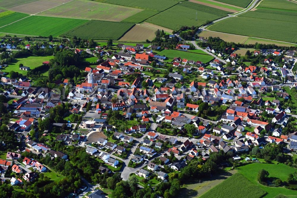 Aerial photograph Steinheim - Village view on the edge of agricultural fields and land in Steinheim in the state Bavaria, Germany