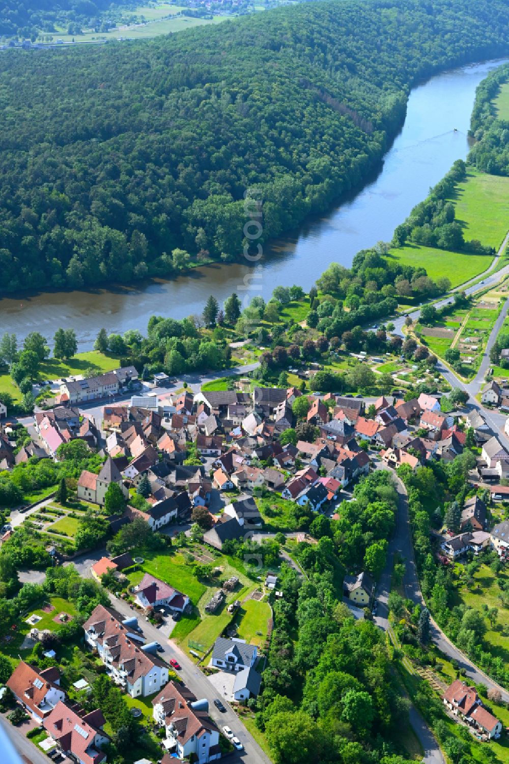 Aerial photograph Urphar - Village view on the edge of agricultural fields and land in Urphar in the state Baden-Wuerttemberg, Germany