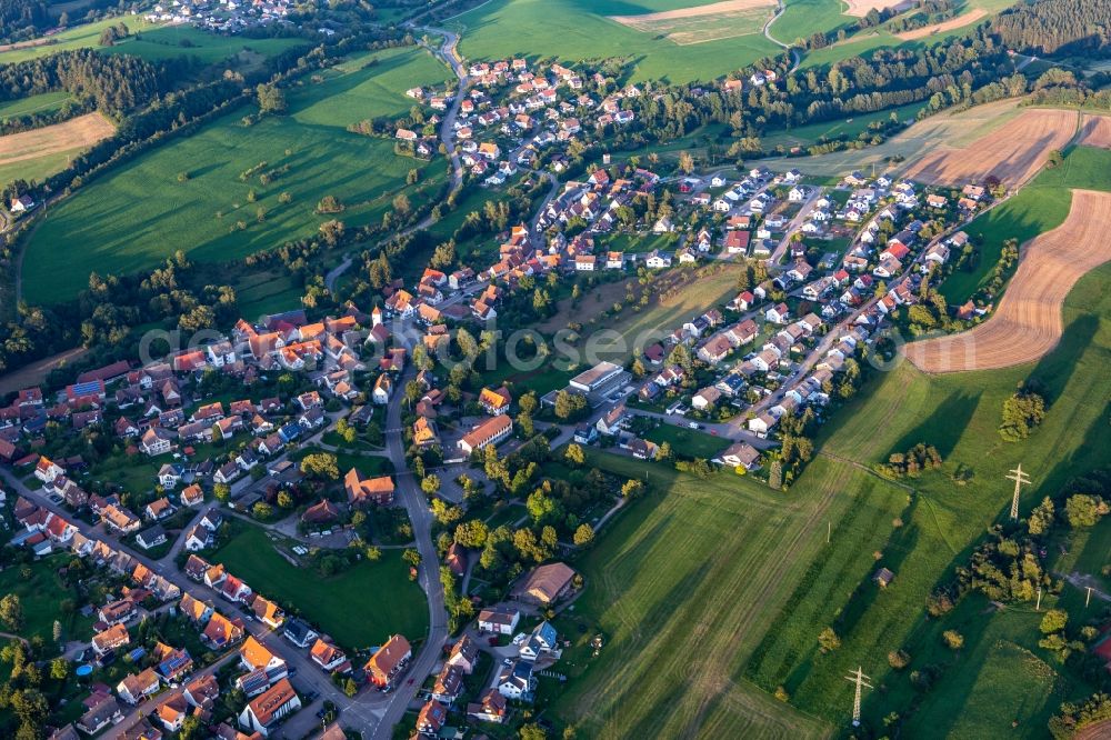 Wittlensweiler from the bird's eye view: Village view on the edge of agricultural fields and land in Wittlensweiler in the state Baden-Wuerttemberg, Germany