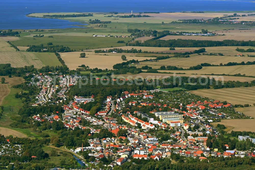 Ribnitz-Damgarten from the bird's eye view: Town View of the streets and houses of the residential areas in the district Damgarten in Ribnitz-Damgarten at the baltic sea coast in the state Mecklenburg - Western Pomerania, Germany