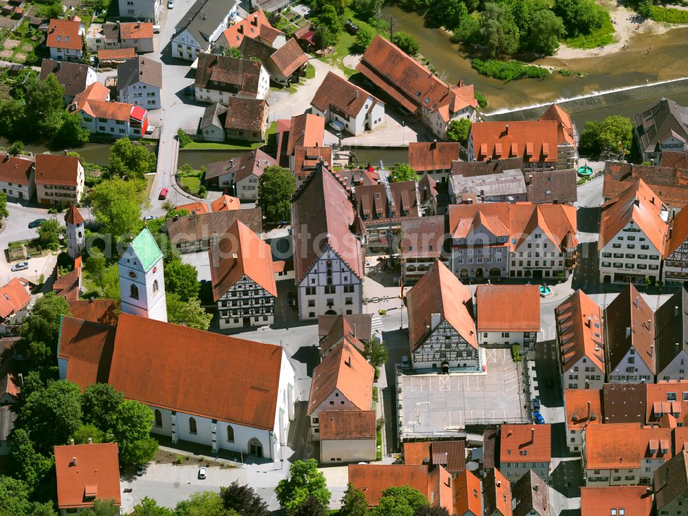 Aerial photograph Riedlingen - Town View of the streets and houses of the residential areas in Riedlingen in the state Baden-Wuerttemberg, Germany