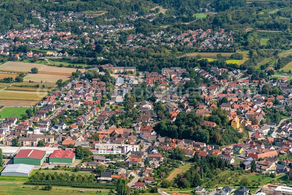 Mahlberg from the bird's eye view: Town View of the streets and houses of the residential areas in Mahlberg in the state Baden-Wurttemberg, Germany