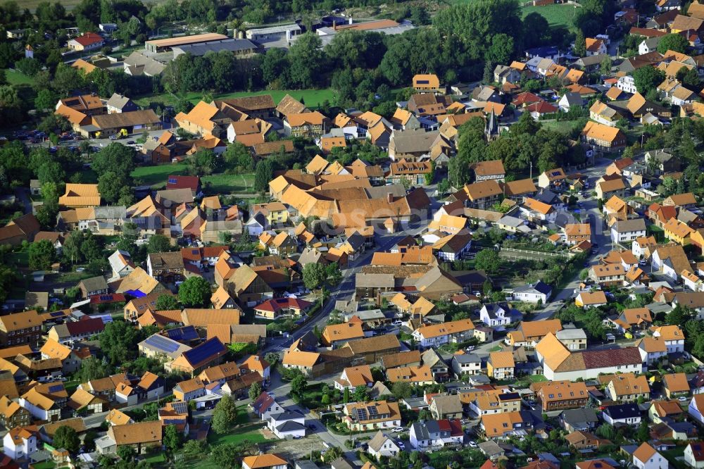 Silstedt from the bird's eye view: Town View of the streets and houses of the residential areas in Silstedt in the state Saxony-Anhalt, Germany