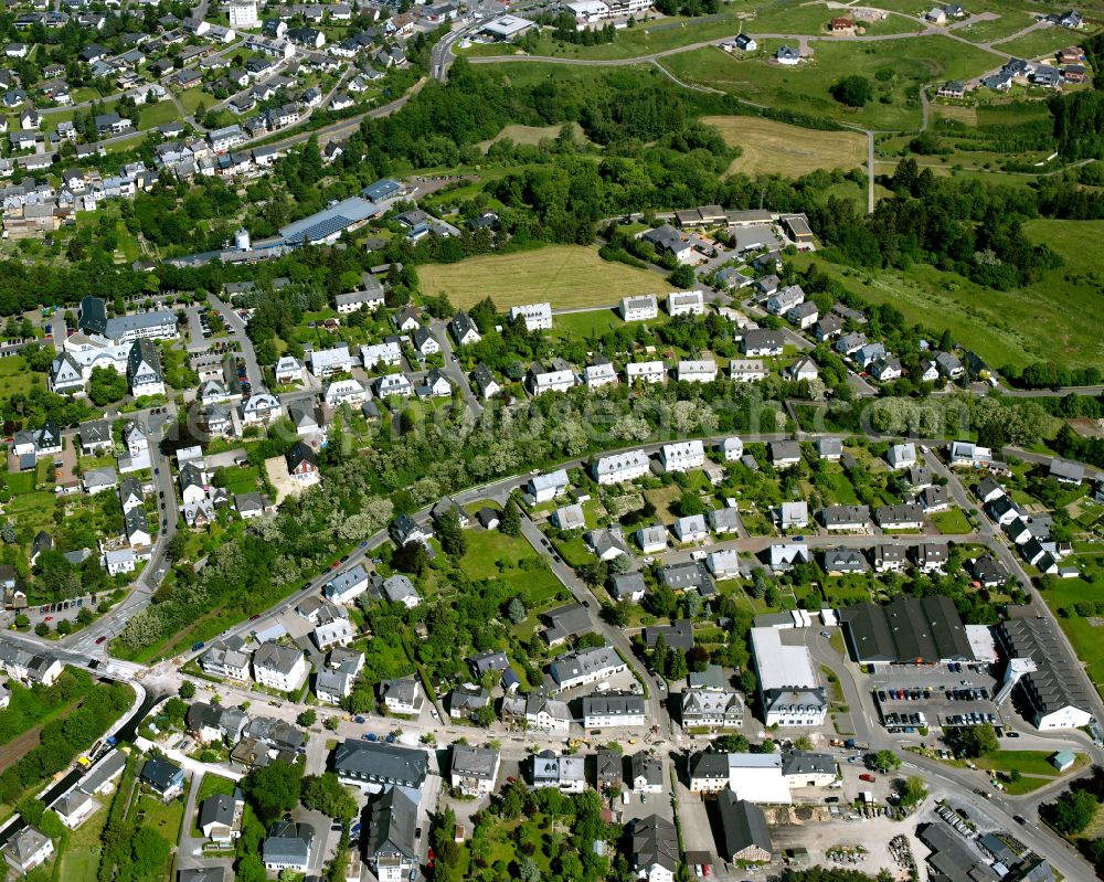 Aerial photograph Simmern (Hunsrück) - Town View of the streets and houses of the residential areas in Simmern (Hunsrück) in the state Rhineland-Palatinate, Germany