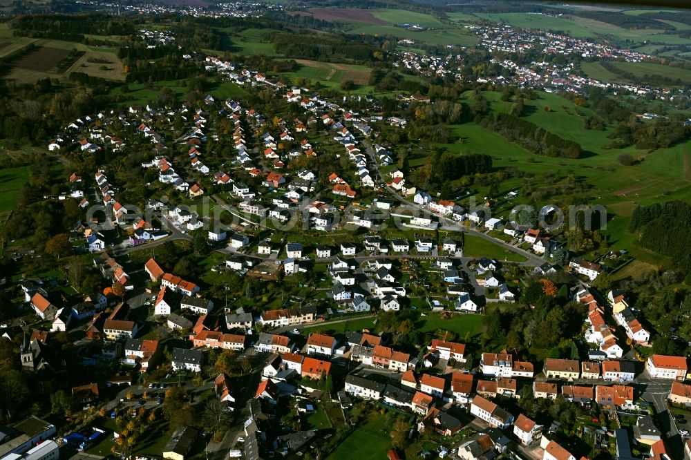 Stennweiler from the bird's eye view: Town View of the streets and houses of the residential areas in Stennweiler in the state Saarland, Germany