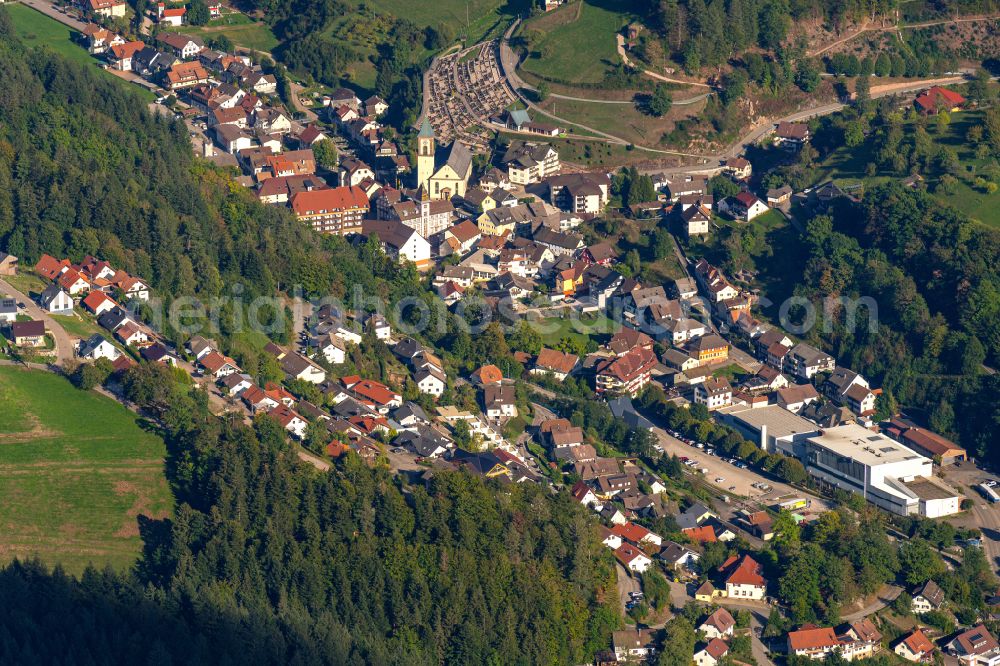 Aerial image Bad Peterstal-Griesbach - Location view of the streets and houses of residential areas in the valley landscape surrounded by mountains in Bad Peterstal-Griesbach in the state Baden-Wuerttemberg, Germany