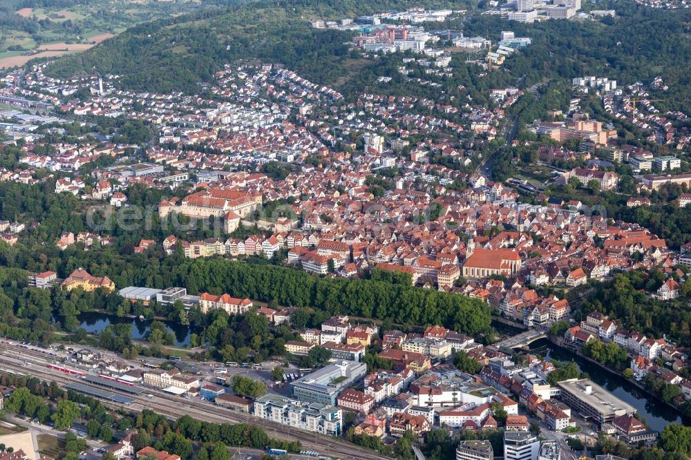 Aerial photograph Tübingen - Town View of the streets and houses of the residential areas in Tuebingen in the state Baden-Wuerttemberg, Germany