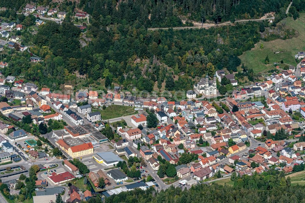 Aerial image Todtnau - Town View of the streets and houses of the residential areas in Todtnau in the state Baden-Wurttemberg, Germany