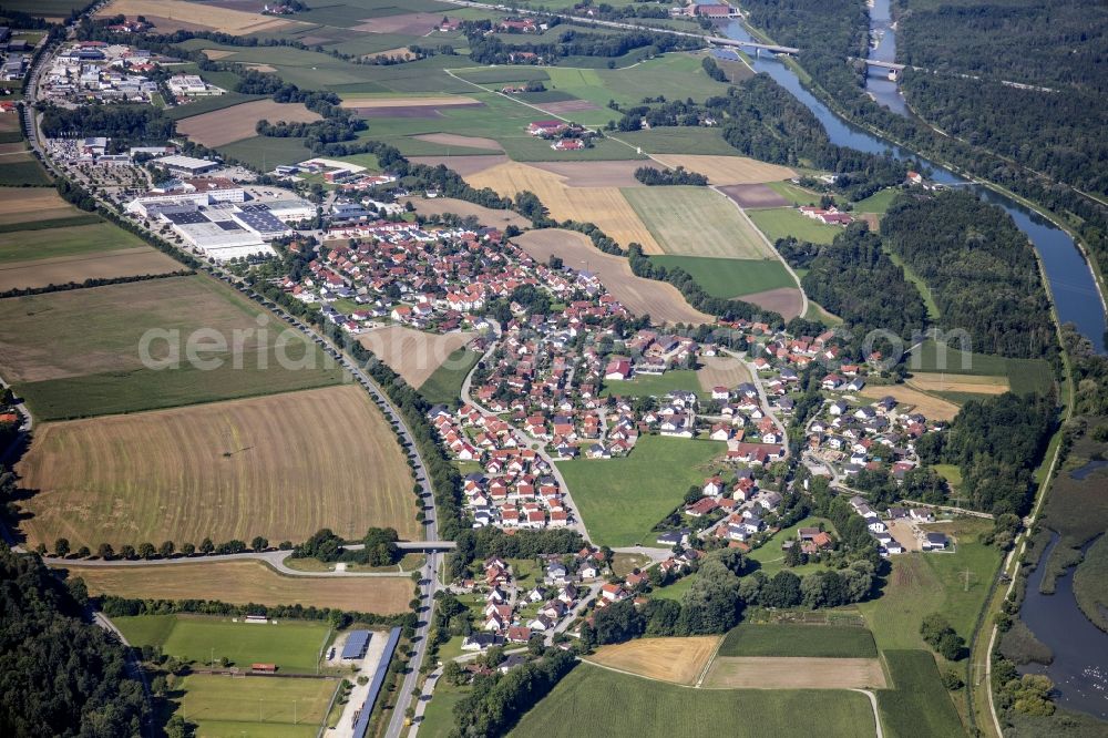 Weixerau from above - Local view with streets and houses on the bank area of a??a??the Mittlere-Isar Canal and the Isar river course in Weixerau in the state Bavaria, Germany