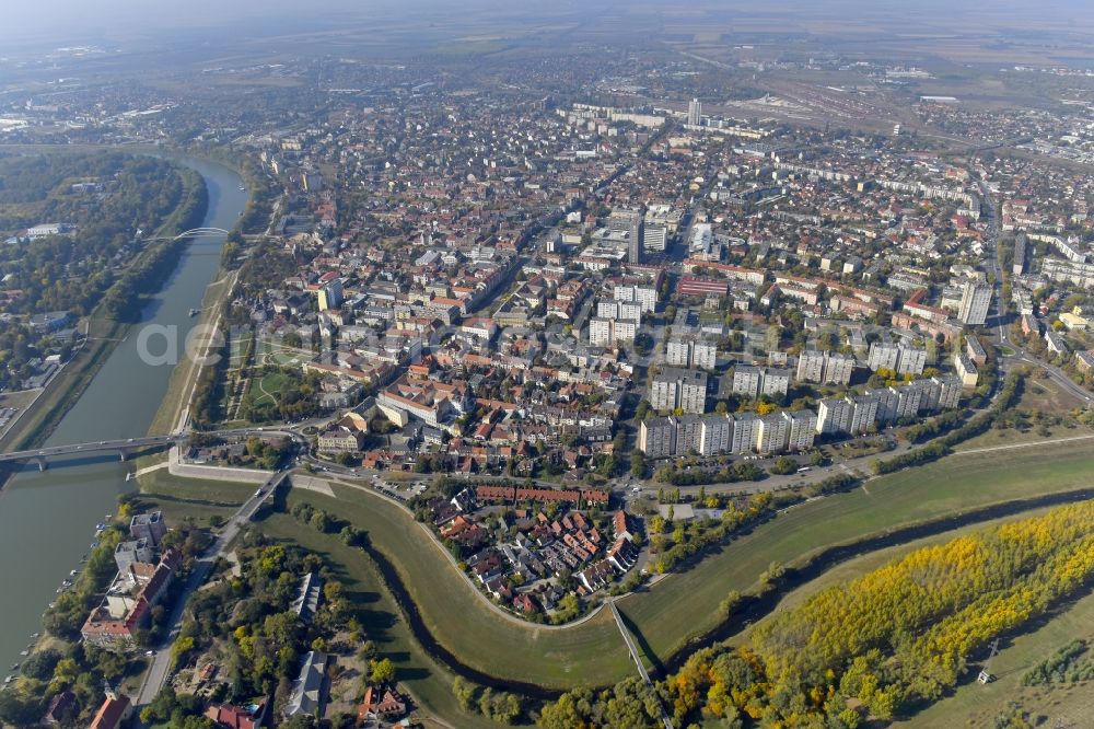 Aerial image Szolnok - Village on the banks of the area Theiss - river course in Szolnok in Jasz-Nagykun-Szolnok, Hungary