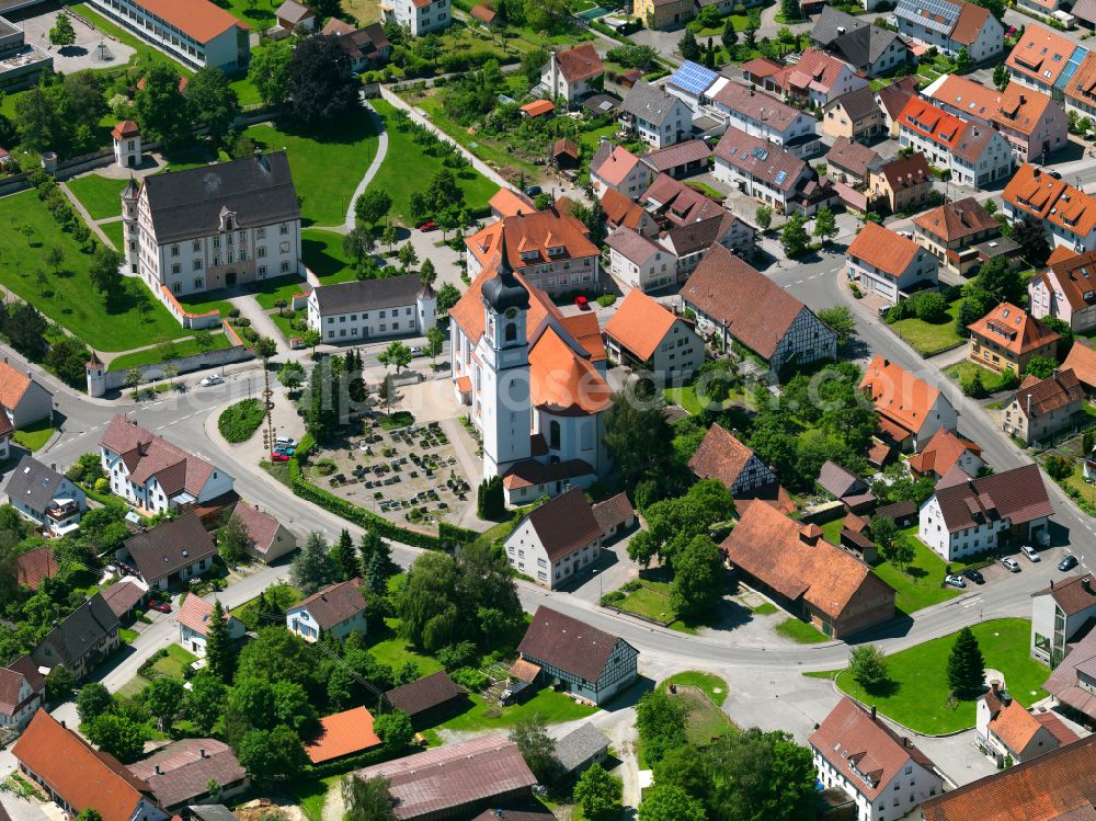 Aerial photograph Ummendorf - Town View of the streets and houses of the residential areas in Ummendorf in the state Baden-Wuerttemberg, Germany