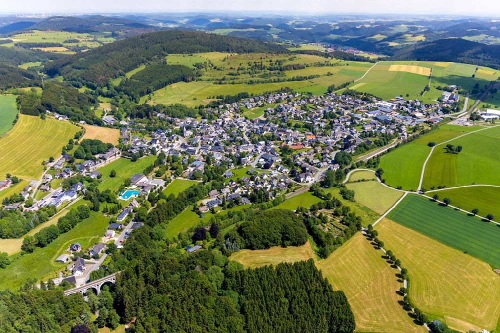 Aerial photograph Usseln - Town View of the streets and houses of the residential areas in Usseln in the state Hesse, Germany