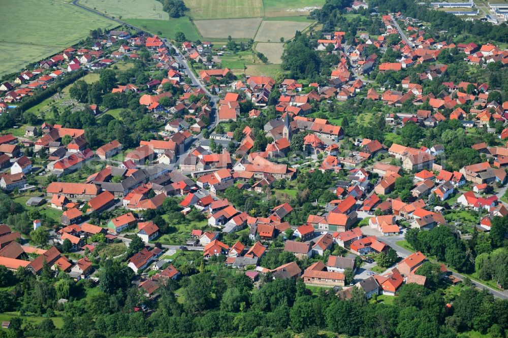Veckenstedt from above - Town View of the streets and houses of the residential areas in Veckenstedt in the state Saxony-Anhalt, Germany
