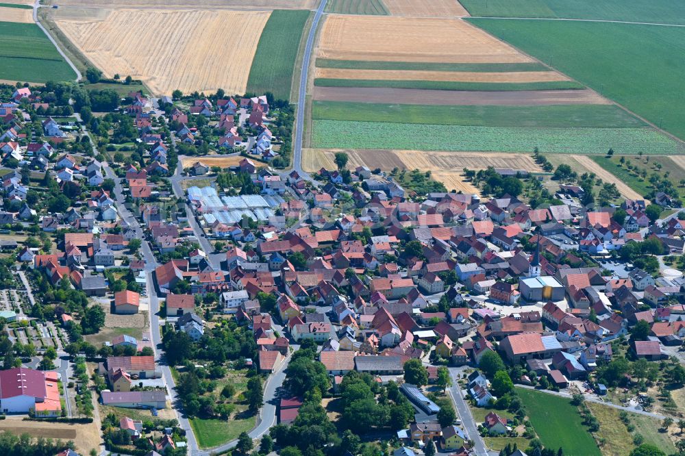 Waigolshausen from the bird's eye view: Town View of the streets and houses of the residential areas in Waigolshausen in the state Bavaria, Germany