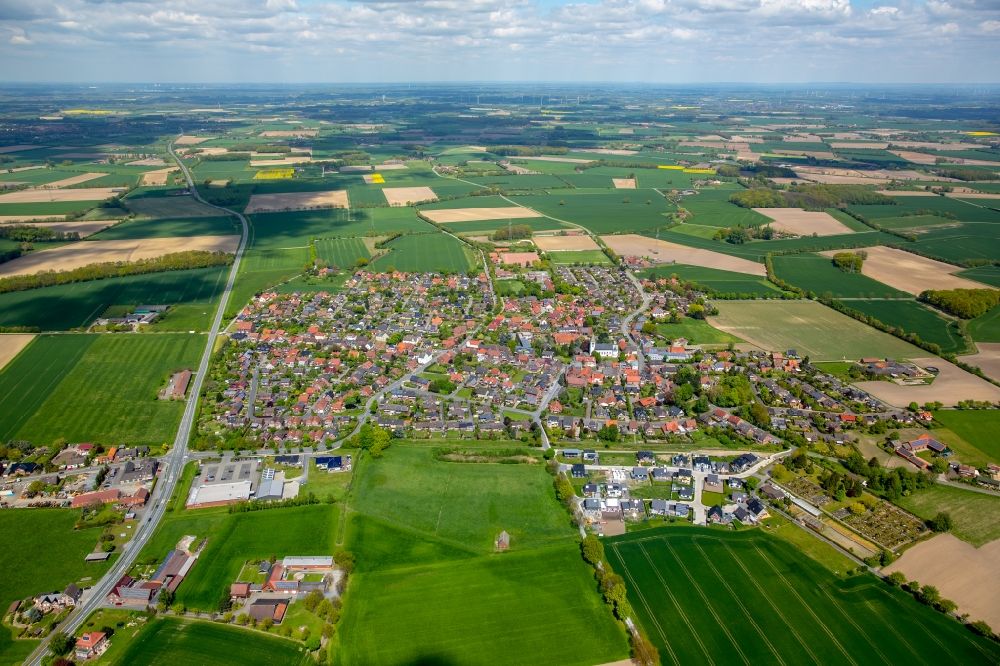 Aerial photograph Walstedde - Town View of the streets and houses of the residential areas in Walstedde in the state North Rhine-Westphalia, Germany