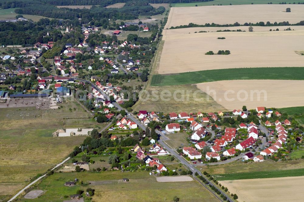 Aerial image Wansdorf - Town View of the streets and houses of the residential areas in Wansdorf in the state Brandenburg, Germany