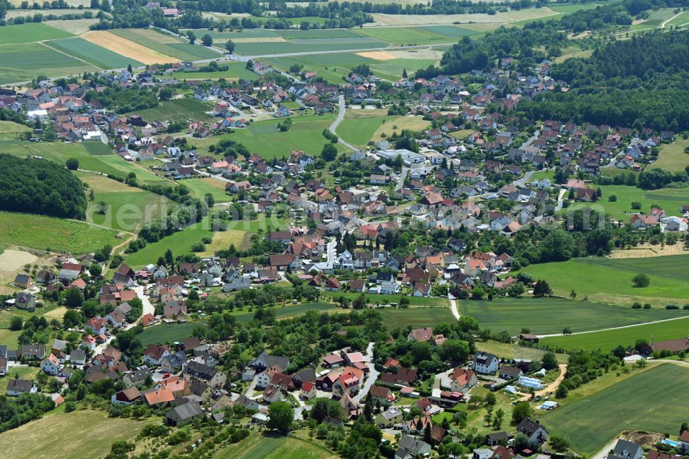 Aerial photograph Weilersbach - Town View of the streets and houses of the residential areas in the district Mittlerweilersbach in Weilersbach in the state Bavaria, Germany