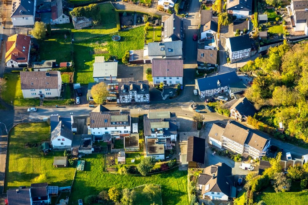 Wennemen from the bird's eye view: Town View of the streets and houses of the residential areas in Wennemen in the state North Rhine-Westphalia, Germany