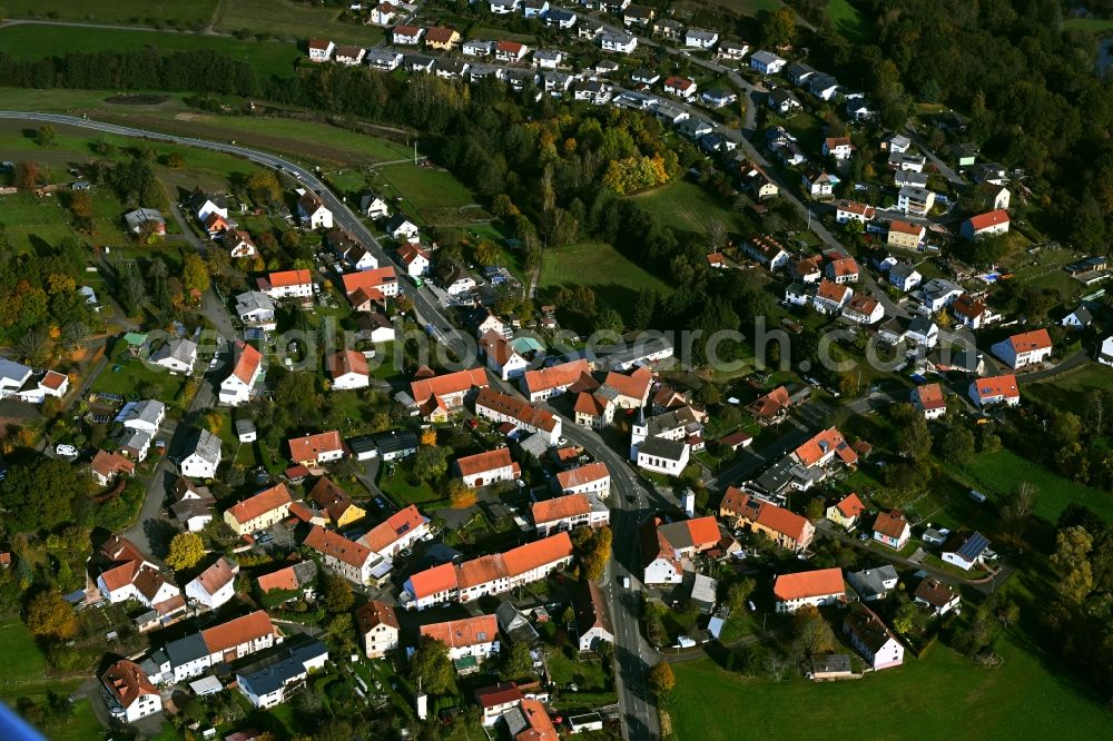 Werschweiler from the bird's eye view: Town View of the streets and houses of the residential areas in Werschweiler in the state Saarland, Germany