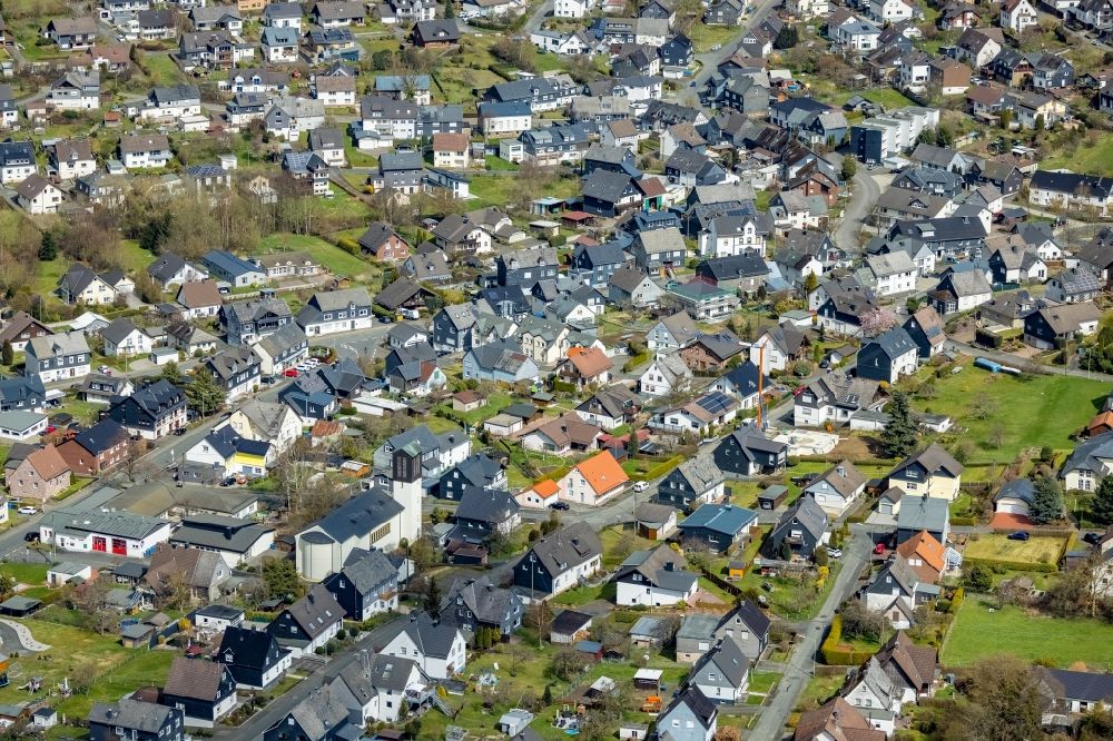 Wilgersdorf from the bird's eye view: Town View of the streets and houses of the residential areas in Wilgersdorf on Siegerland in the state North Rhine-Westphalia, Germany