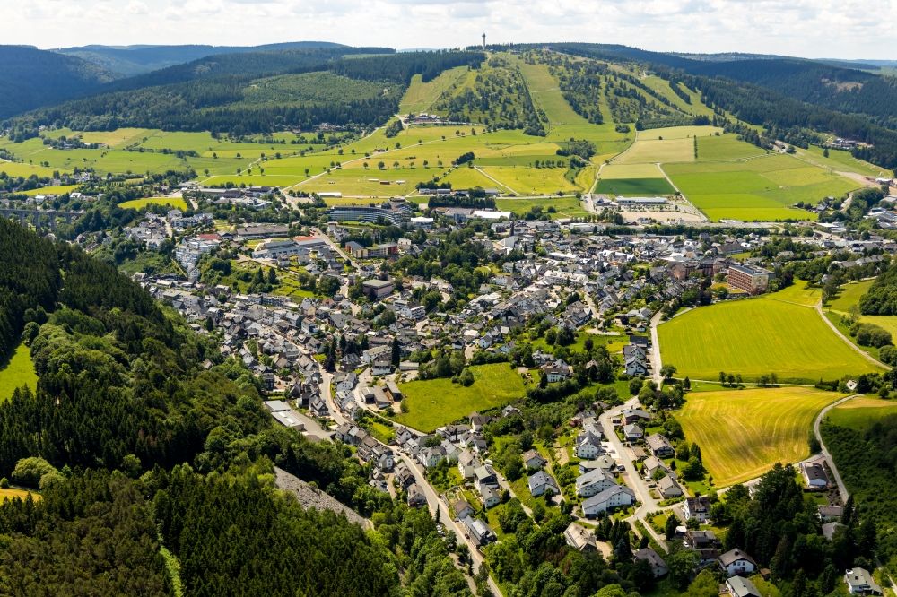 Willingen (Upland) from the bird's eye view: Town View of the streets and houses of the residential areas in Willingen (Upland) in the state Hesse, Germany