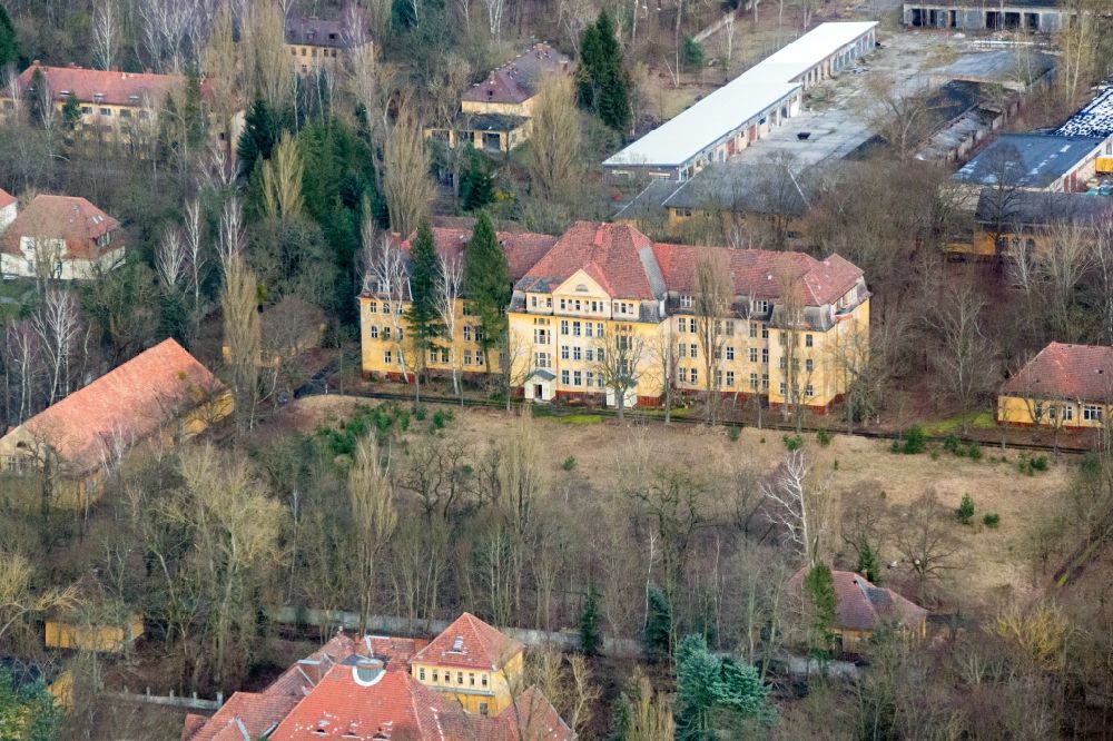 Zossen from above - Town View of the streets and houses of the residential areas in Wuensdorf in the state Brandenburg