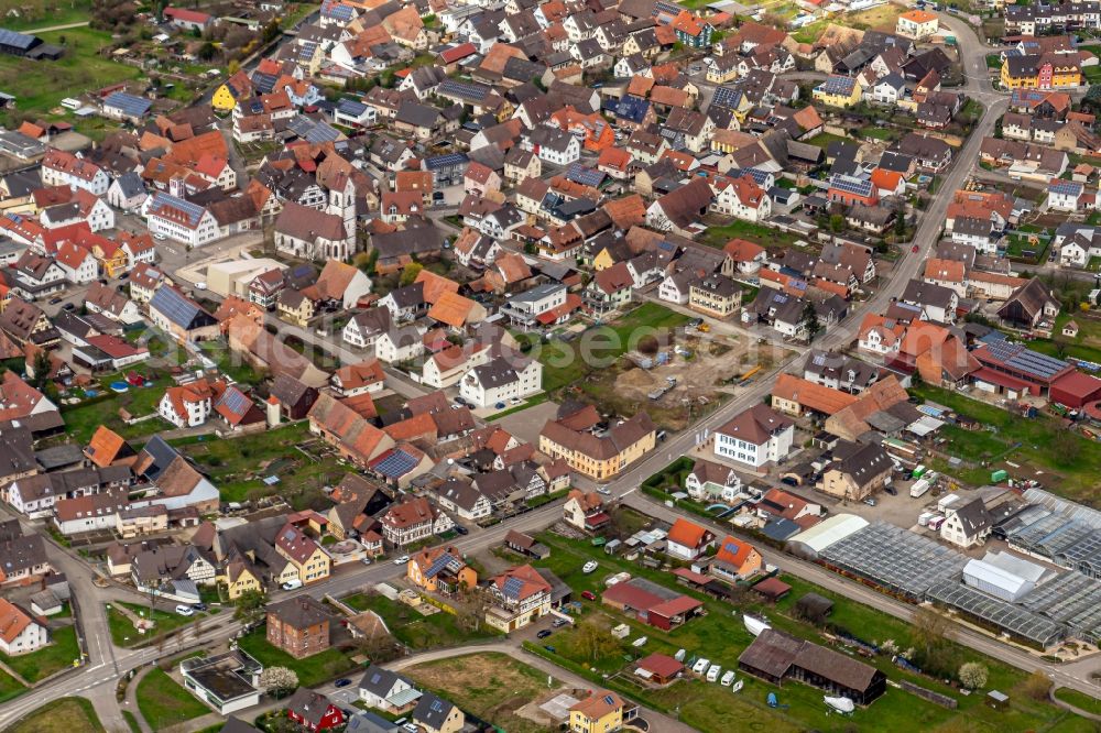 Aerial photograph Weisweil - Town View of the streets and houses of the residential areas in Weisweil in the state Baden-Wurttemberg, Germany