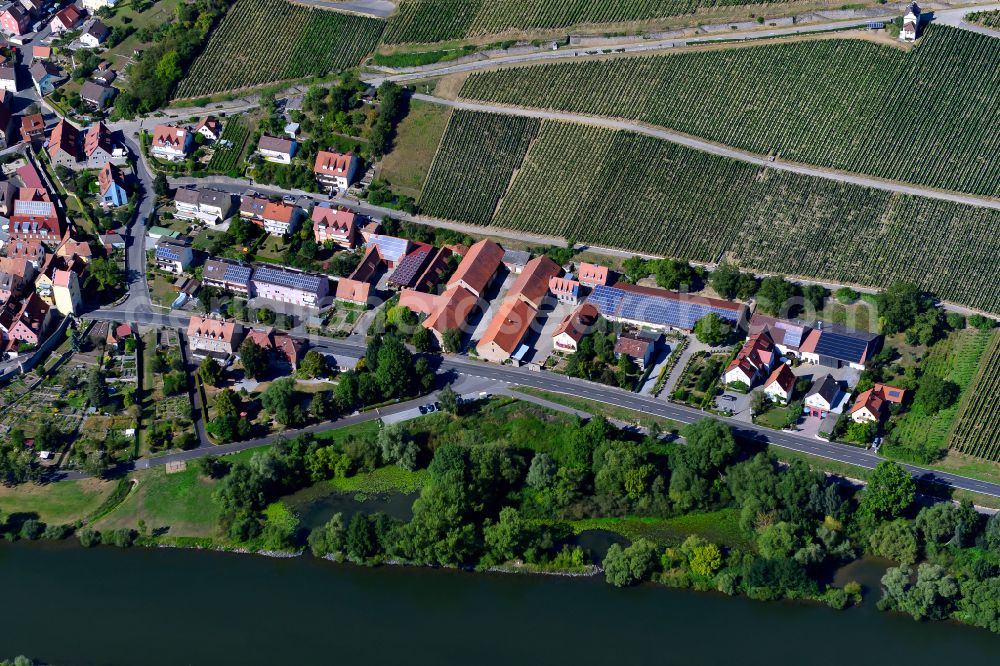 Aerial photograph Frickenhausen am Main - Town center on the edge of vineyards and wineries in the wine-growing area in Frickenhausen am Main in the state Bavaria, Germany
